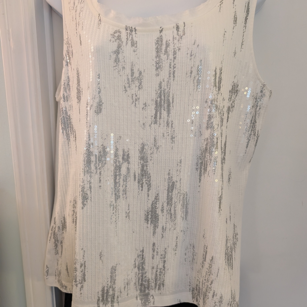 NWOT Chico's Sequin Embellished White and Silver Women's Top Size 2 - Picture 15 of 16